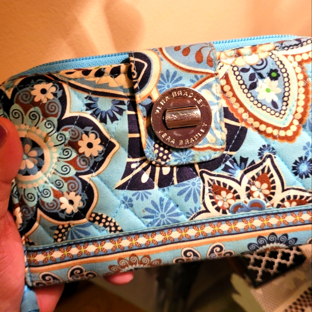 Vera Bradley wallet/wristlet